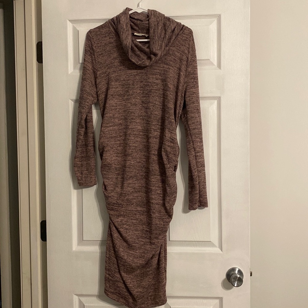 Maternity dress - large